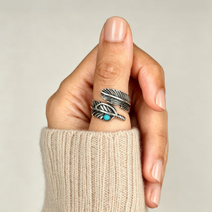Feather Accent Ring – Your Guardian Angel